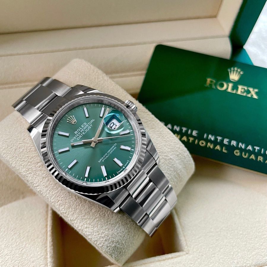 2022 Rolex 36mm Datejust 126234 Oyster Box / Papers - Mint Green