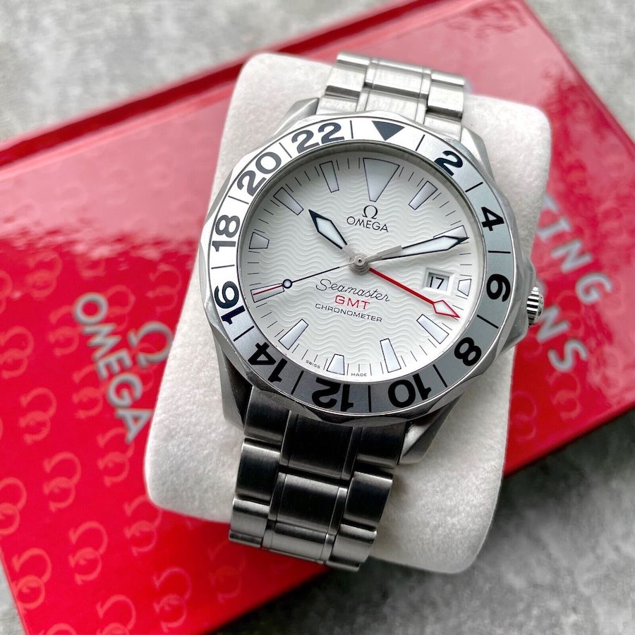 Omega Seamaster 300 M GMT Great White - 25382000 - Box and Papers