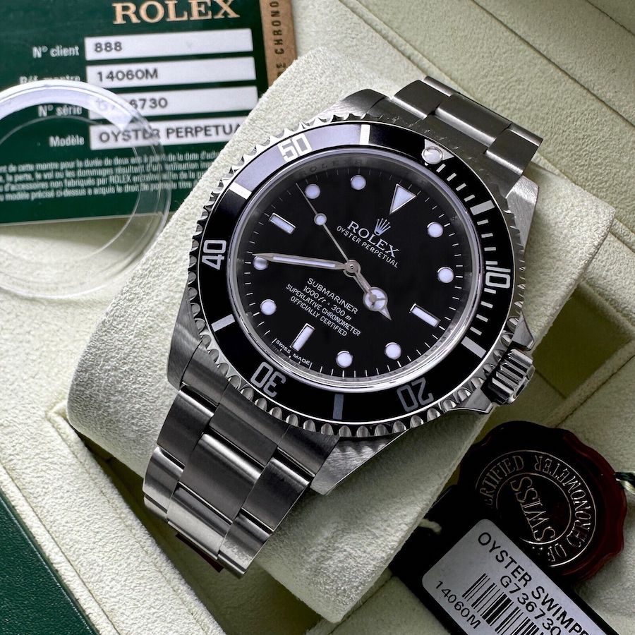 2012 Rolex 14060M Submariner 14060 M – With Box / Papers – NOS – Fully Stickered