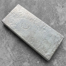 Load image into Gallery viewer, Vintage 20 oz .999 Silver Engelhard Poured bar - Attractive pour lines
