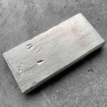 Load image into Gallery viewer, Engelhard 20 oz .999 Silver Poured 20oz Bar - Attractive

