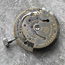 Load image into Gallery viewer, Vintage Rolex Automatic Movement Calibre 1066 + Date wheel -Compatible for 6542
