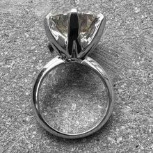 Load image into Gallery viewer, 9 CT Natural Diamond Ring Si-1 M
