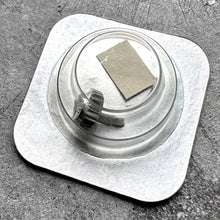 Load image into Gallery viewer, Genuine Crown B24-530-9 -Brand New Factory Sealed- 18k White Gold
