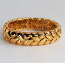 Load image into Gallery viewer, Vintage Bvlgari solid 18K gold heavy braided bracelet, 107.2 grams
