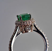 Load image into Gallery viewer, Vintage 1.75 Carat natural Emerald solid 14K white gold ring with Diamond halo
