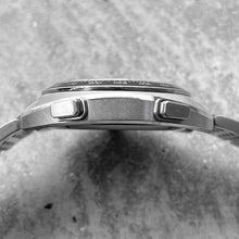 Load image into Gallery viewer, Tag Heuer Autavia Chronograph CY 2111 Stainless Steel - Black Dial - Box

