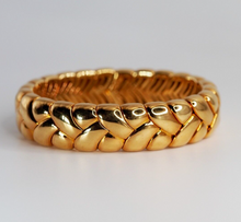 Load image into Gallery viewer, Vintage Bvlgari solid 18K gold heavy braided bracelet, 107.2 grams
