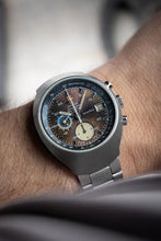 Load image into Gallery viewer, 1976 Omega Speedmaster Mark III 176.002 Cal 1040 Auto – Tropical Purple Dial
