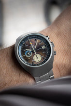 Load image into Gallery viewer, 1976 Omega Speedmaster Mark III 176.002 Cal 1040 Auto – Tropical Purple Dial
