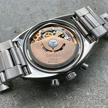 Load image into Gallery viewer, 1976 Omega Speedmaster Mark III 176.002 Cal 1040 Auto – Tropical Purple Dial
