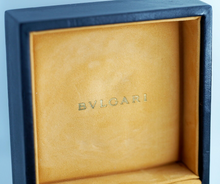 Load image into Gallery viewer, Vintage Bvlgari solid 18K gold heavy braided bracelet, 107.2 grams
