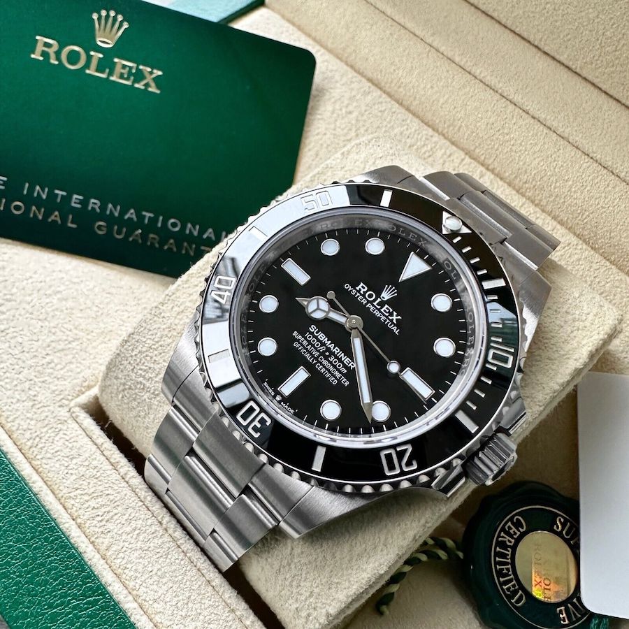 2022 Rolex 41mm Submariner 124060 Stainless Box/ Papers 124060LN - November 2022