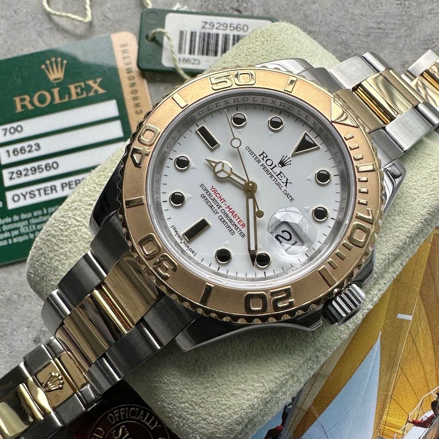 2012 Rolex Yachtmaster 16623 White dial Engraved Rehaut - Box / Papers