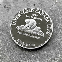 Load image into Gallery viewer, 1981 Engelhard Beaver Castor 1 oz Platinum Round .9995 – Inter Gold Canada LTEE

