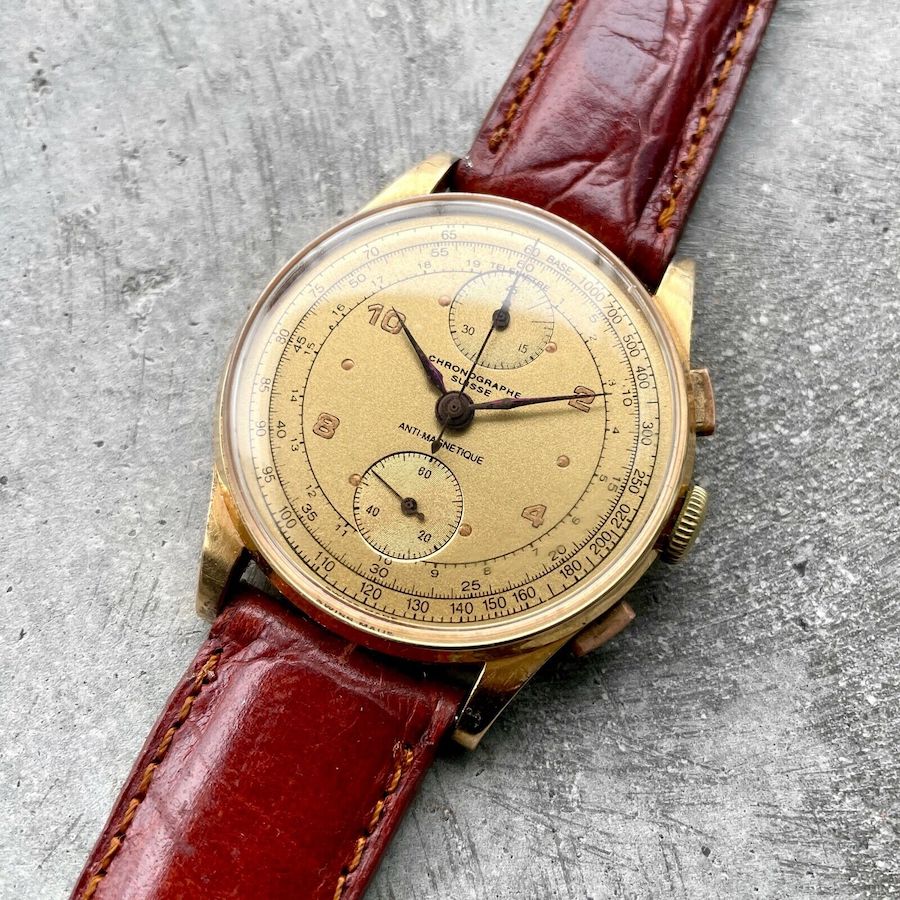 37mm Chronographe Suisse Anti Magnetic 18K Yellow Gold Chronograph