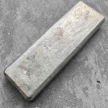 Load image into Gallery viewer, Vintage 50 oz .999 Silver Johnson Matthey Poured bar - Horizontal C Serial
