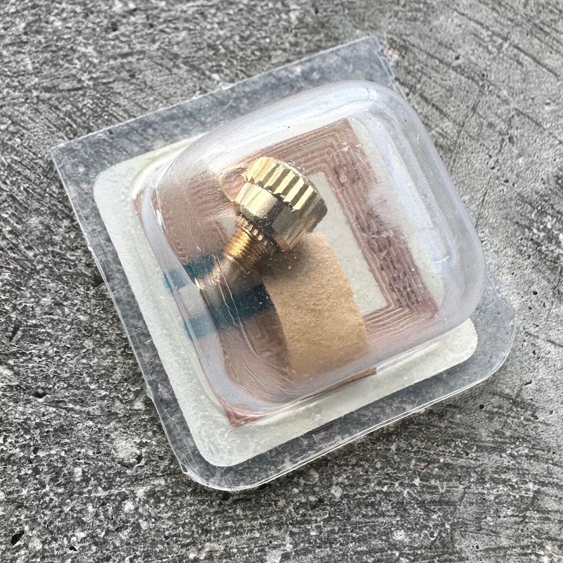 Genuine Factory Rolex Yellow Gold Chrono Pusher B24 P512 8 - 116528 - Sealed