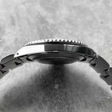 Load image into Gallery viewer, 1997 Rolex GMT Master 16700 Stainless Steel Pepsi
