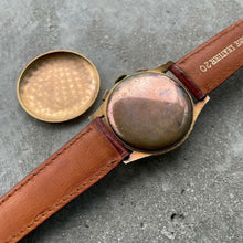 Load image into Gallery viewer, 37mm Chronographe Suisse Anti Magnetic 18K Yellow Gold Chronograph
