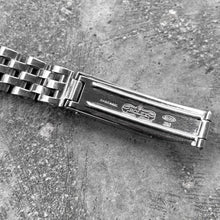 Load image into Gallery viewer, 1970 Rolex Datejust 6517 - SOLID 18K White Gold
