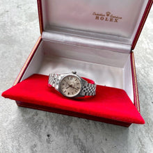 Load image into Gallery viewer, 1970 Rolex Datejust 6517 - SOLID 18K White Gold
