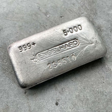Load image into Gallery viewer, Engelhard 5 oz .999 Silver Poured Bar 5oz – Attractive
