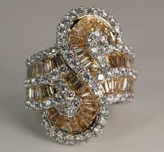 Vintage solid 18K gold 3.55 carat natural diamond - Dramatic cocktail ring
