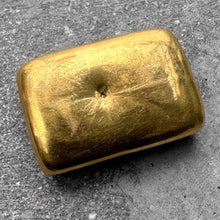 Load image into Gallery viewer, Vintage Neilson&#39;s Chocolate 2 oz Gold Poured Loaf Bar .9999 2oz - Award Bar!
