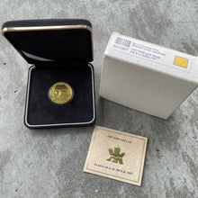 Load image into Gallery viewer, 1997 Raven Haida Canada Gold $200 Coin 1/2oz - Haida
