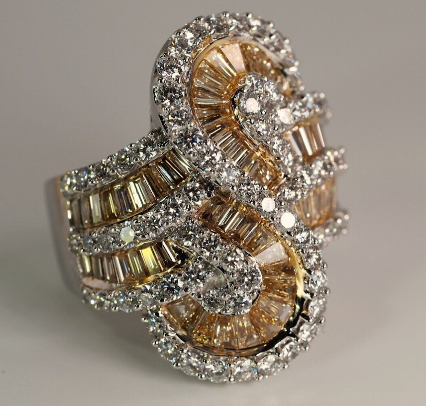 Vintage solid 18K gold 3.55 carat natural diamond - Dramatic cocktail ring