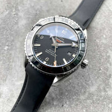 Load image into Gallery viewer, 42mm Omega Planet Ocean GMT Black Dial 23232442201001 - Box + Papers + Receipt
