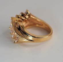 Load image into Gallery viewer, Vintage 14K gold 1.60ct natural Marquise Diamond cluster ring - $6400 Appraisal
