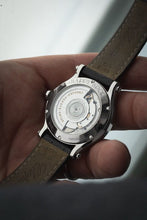 Load image into Gallery viewer, 36mm Chopard Happy Sport Diamonds Stainless Steel 8559 Automatic Movement
