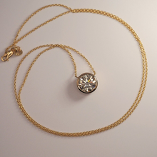 Load image into Gallery viewer, Vintage solid 14-18K gold natural 2.00 ct Diamond solitaire bezel-set necklace
