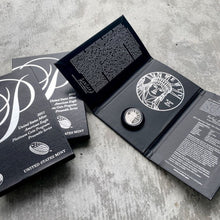 Load image into Gallery viewer, 2011 W Eagle United States 1 oz .9995 Fine $100 1oz Platinum Proof

