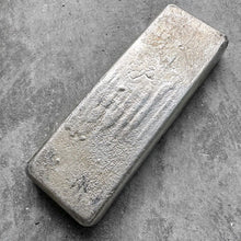 Load image into Gallery viewer, 50 oz .999 Silver Johnson Matthey Poured bar - Nice Pour Lines
