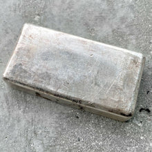 Load image into Gallery viewer, Engelhard 10 oz .999 Silver Poured 10oz Bar - Raised digit
