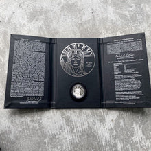 Load image into Gallery viewer, 2011 W Eagle United States 1 oz .9995 Fine $100 1oz Platinum Proof
