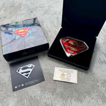 Load image into Gallery viewer, 2017 Canada $100 Superman Shield 10oz Coin
