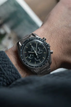 Load image into Gallery viewer, 1971 Omega Speedmaster 145022 71 with 1039 bracelet and 861 movement

