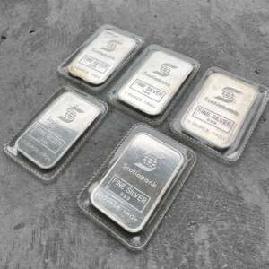 Set of Vintage Engelhard Scotiabank 1oz Silver bars50