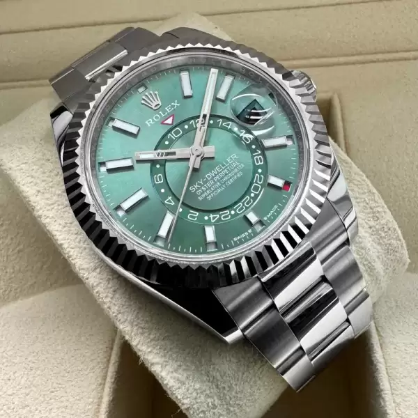 2024 Rolex Sky Dweller 336934 Stainless Box Papers Green Dial12 result