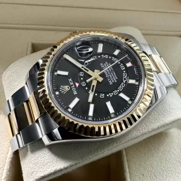 Rolex Sky Dweller 326933 Two Tone Black Dial Box Papers13 result