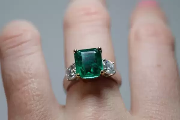 18K White and Yellow Gold 3.56ct Emerald Cocktail Ring Custom Made(22) result