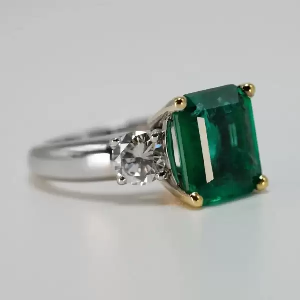 18K White and Yellow Gold 3.56ct Emerald Cocktail Ring Custom Made(23) result