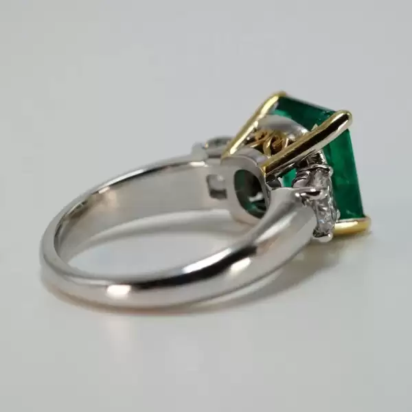 18K White and Yellow Gold 3.56ct Emerald Cocktail Ring Custom Made(25) result