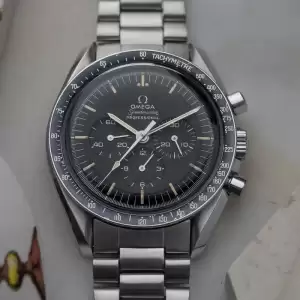 1969 Omega Speedmaster 145022 69 Dot Close To 70 Bezel Straight Writing10 result