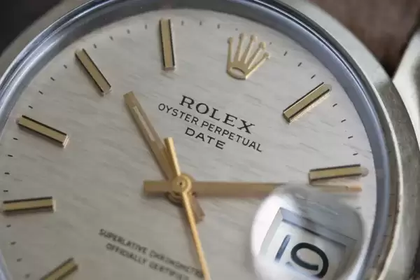 1973 Rolex 1550 Date Grey Mosaic Dial Gold Plated case with Riveted Bracelet13 result