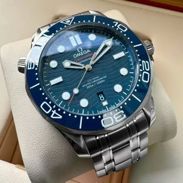 2024 Omega Seamaster 21030422010001 Stainless Steel Box Papers Blue Dial11 result